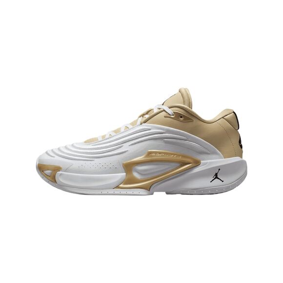 Jordan Men Luka 3 SE Basketball 11 Medium
